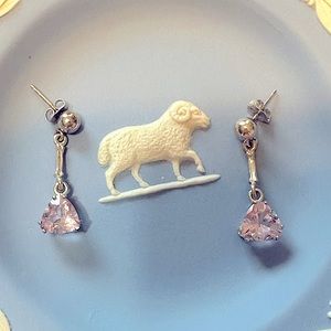 Genuine amethyst earrings in sterling silver.